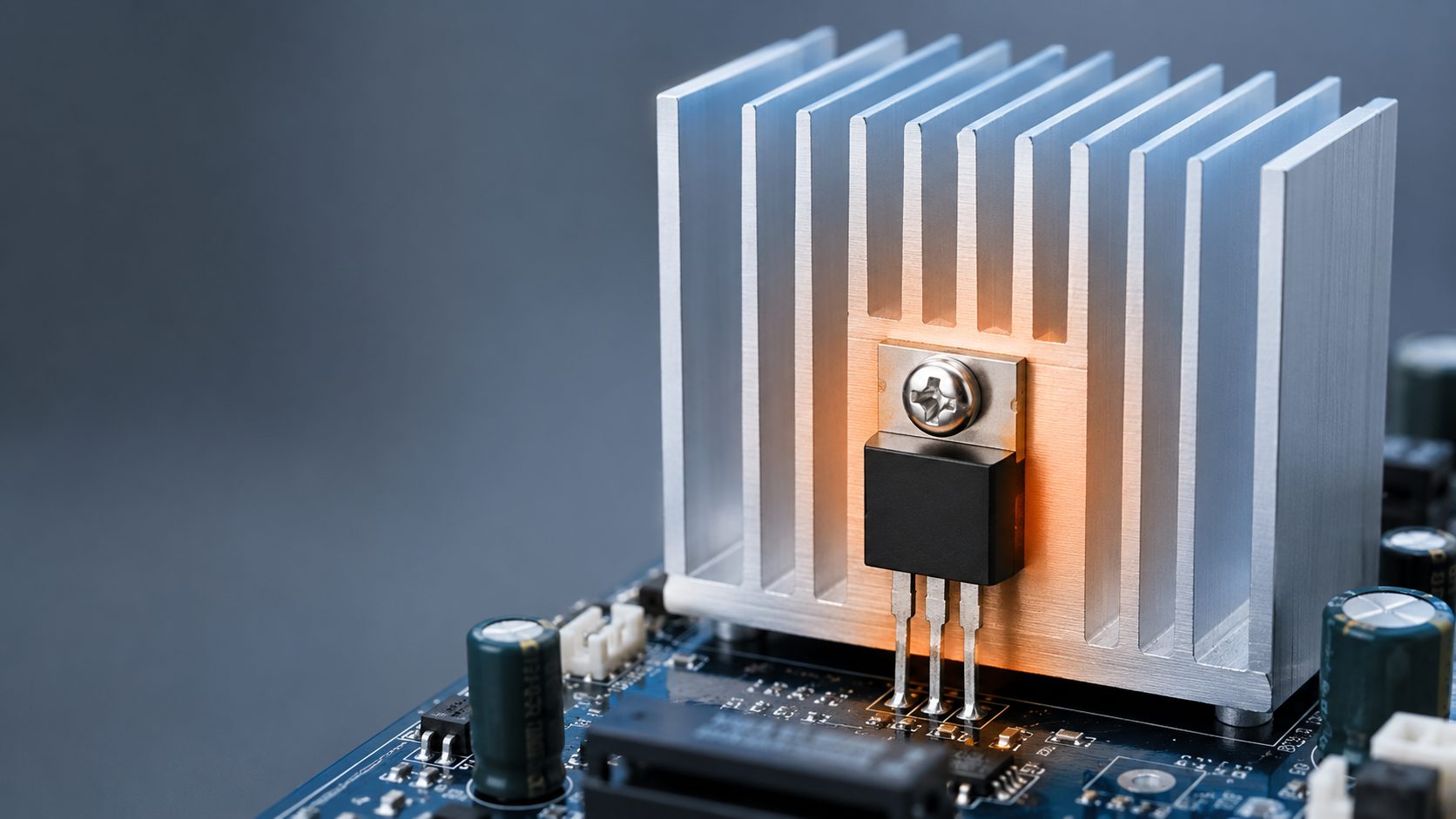 Como escolher dissipador de calor para transistor